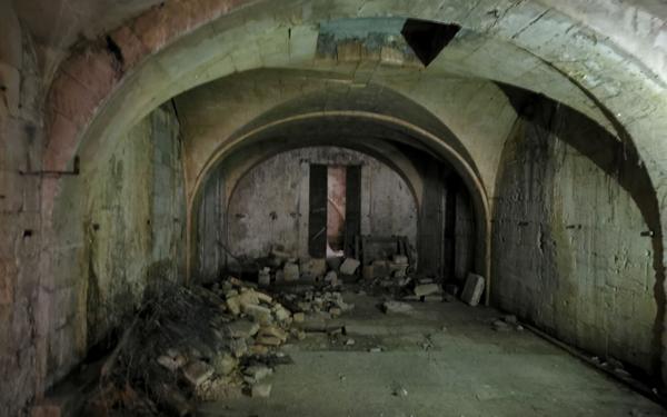 Maison à vendre    2 pièces •  Beaucaire