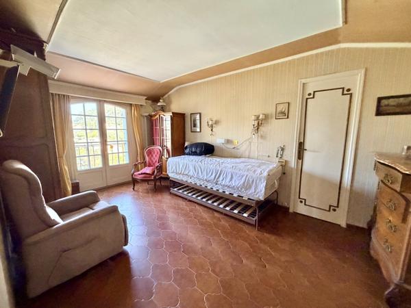 Carqueiranne (83320) Villa Vue Mer à Carqueiranne.