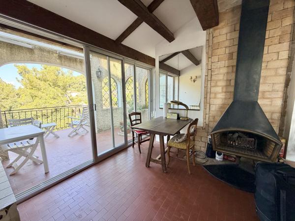 Carqueiranne (83320) Villa Vue Mer à Carqueiranne.