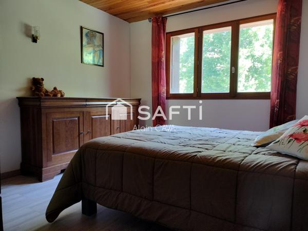 Joli T2 traversant de 43m² avec terrasse situé au 1er étage