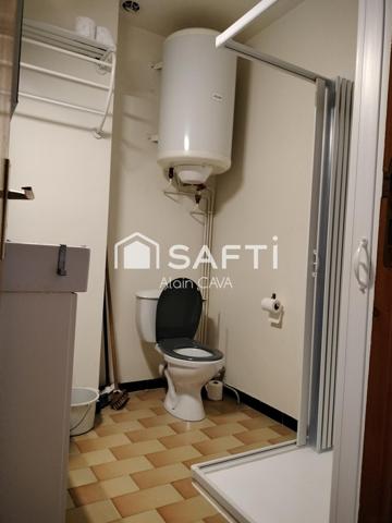 Joli T2 traversant de 43m² avec terrasse situé au 1er étage