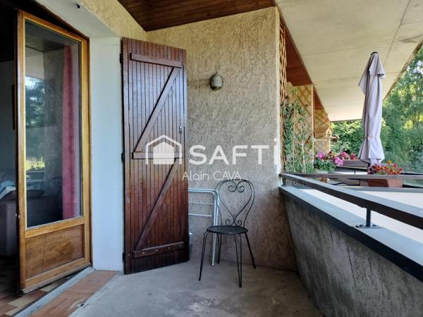 Joli T2 traversant de 43m² avec terrasse situé au 1er étage