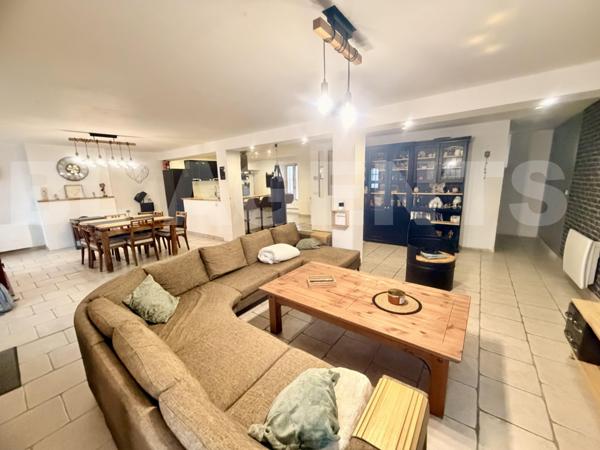  Maison ancienne de caractère – 157 m² – Jardin clos – Dépendance