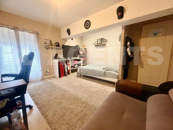  Maison ancienne de caractère – 157 m² – Jardin clos – Dépendance