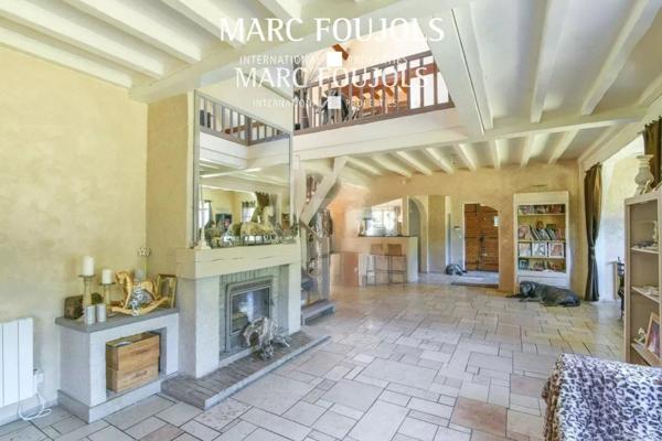 Manoir de 610m2 sur 2.3 hectares de terrain secteur de Montmorency