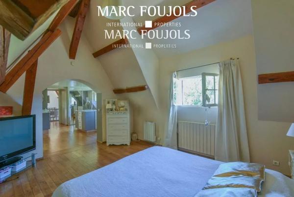 Manoir de 610m2 sur 2.3 hectares de terrain secteur de Montmorency