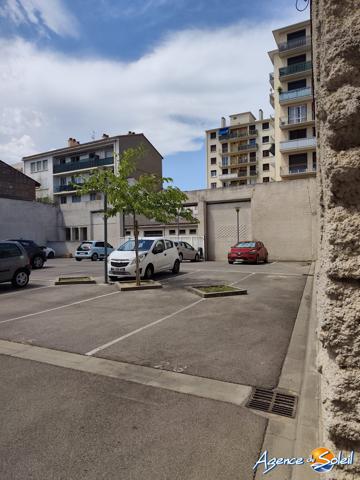 Appartement à Perpignan Appartement T1 avec jardin , cave et parking privatif sécurisé