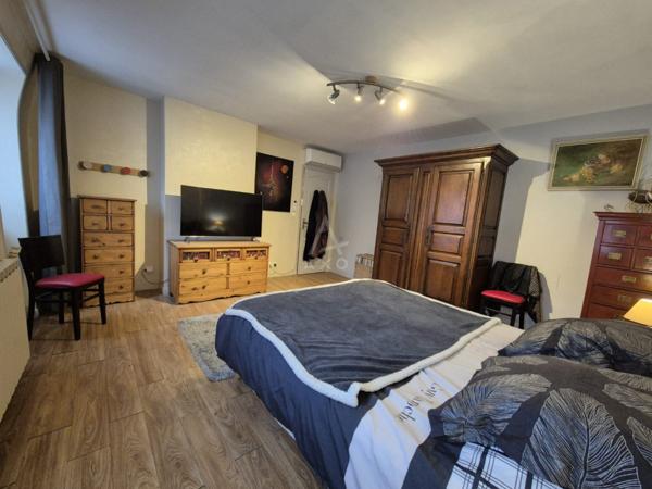 Maison familiale de 140 m² avec garage 60 m² - 315 000 