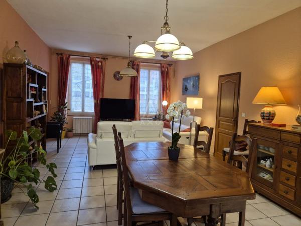 Maison familiale de 140 m² avec garage 60 m² - 315 000 