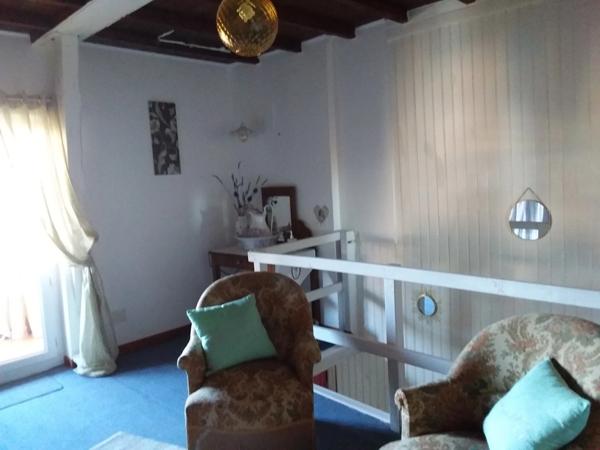 Maison de village à vendre 4 pièces proche de TARBES (65) avec parking et jardin.