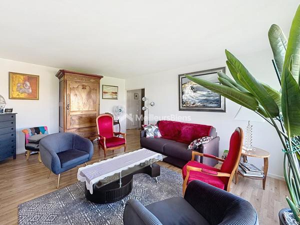 Angers Louis Gain - Bel appartement traversant de 93 m2 avec parking
