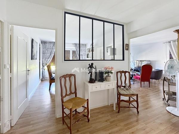 Angers Louis Gain - Bel appartement traversant de 93 m2 avec parking