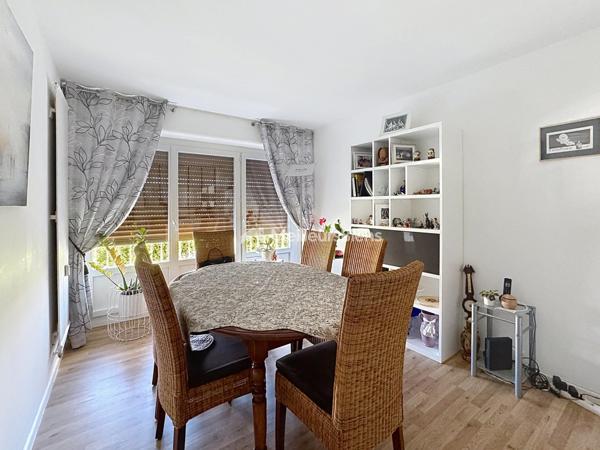 Angers Louis Gain - Bel appartement traversant de 93 m2 avec parking