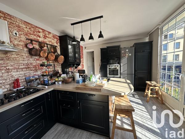 Appartement 4 pièces de 140 m² à Granville (50400)