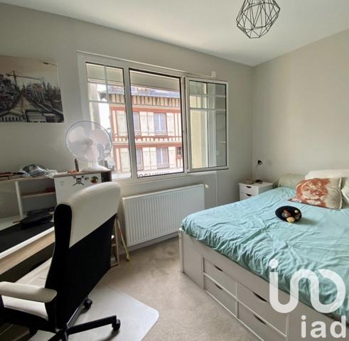 Appartement 4 pièces de 140 m² à Granville (50400)