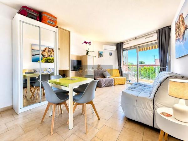Vente                                                      Appartement
                        
                     1 pièces                      29 m2                     à Saint-Aygulf