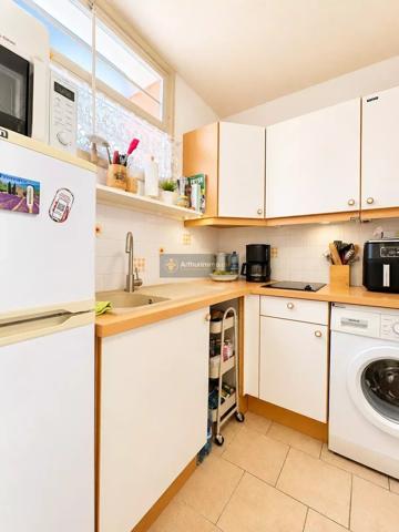 Vente                                                      Appartement
                        
                     1 pièces                      29 m2                     à Saint-Aygulf
