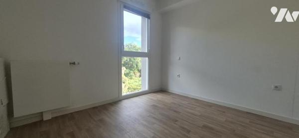 APPARTEMENT T3 - PLACE DE STATIONNEMENT - BEAUPRE LALANDE