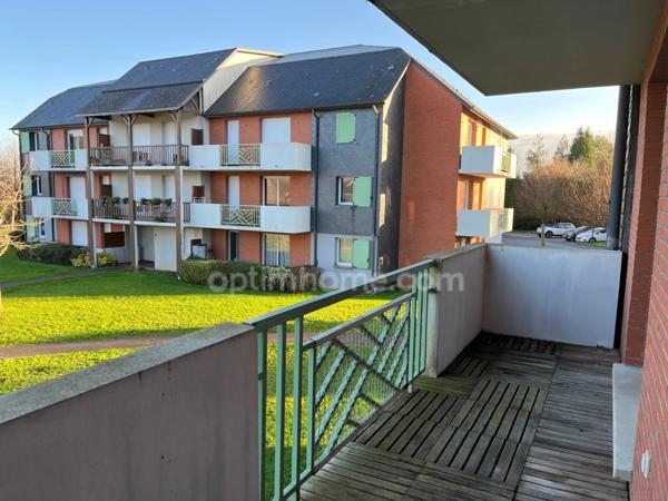 Aux portes de Honfleur - Appartement de type T2 - 41.90 m2 - 1 chambre - Terrasse - 1er étage - Piscine - Parking