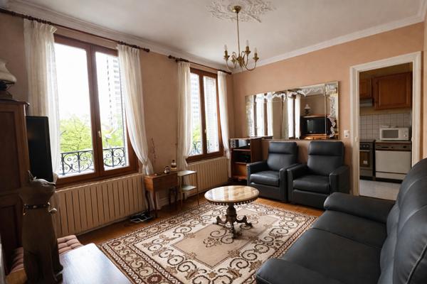 Charmant Appartement à Ivry Sur Seine 3 pièces 93.56 m2, proche métro et commerces