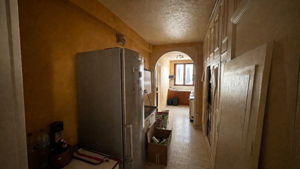 Charmant Appartement à Ivry Sur Seine 3 pièces 93.56 m2, proche métro et commerces
