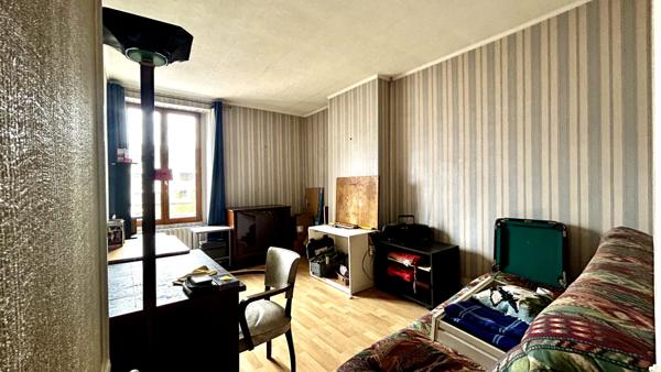 Charmant Appartement à Ivry Sur Seine 3 pièces 93.56 m2, proche métro et commerces
