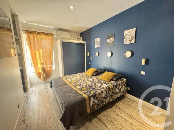 Appartement T4 à vendre  4 pièces - 99 m 2   ST FONS  - 69
