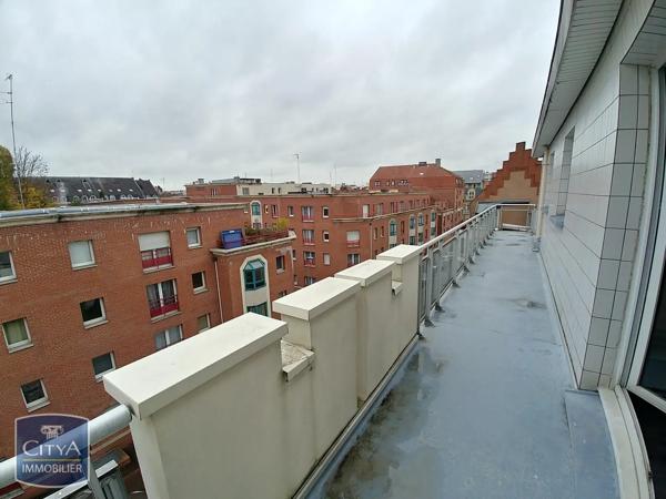 Appartement à louer 3 pièces 69.81m² Lille (59000)