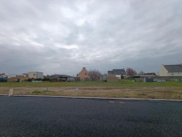 LOT 16 À VENDRE Terrains Viabilisés dans un Lotissement Idéalement Situé