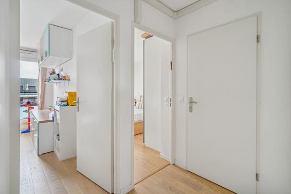 Appartement  Romainville 3 pièce(s) 66 m2