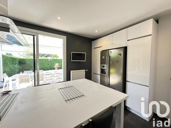Maison à vendre 8 pièces 147 m² Périgny