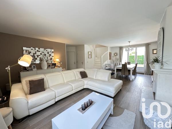 Maison à vendre 8 pièces 147 m² Périgny