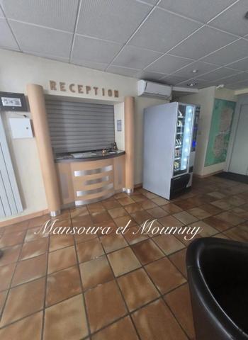 HÔTEL BUREAU EXEPTIONNEL / 25 pièces au Coeur de TOURS (37)