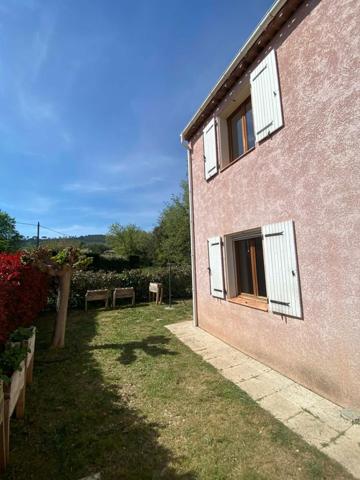 Villa de 75m² avec étage - 3 chambres - garage - terrain