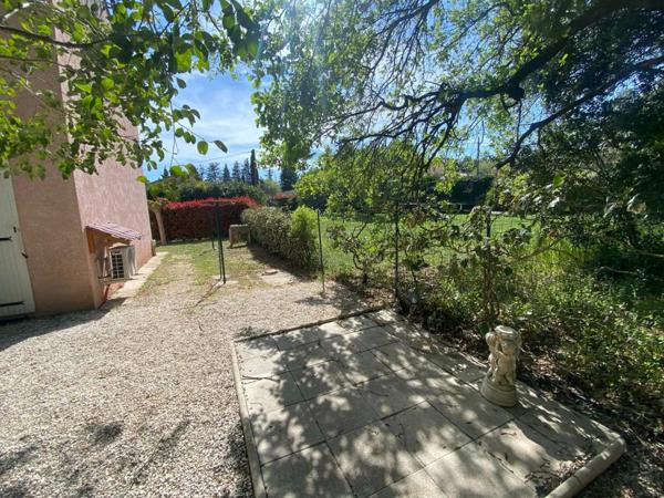 Villa de 75m² avec étage - 3 chambres - garage - terrain