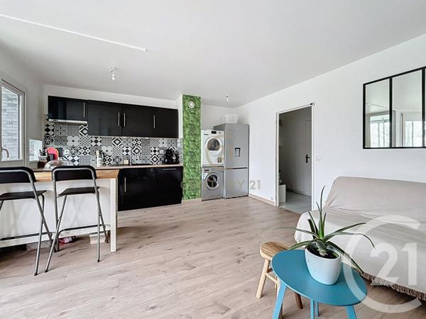 Appartement F4 à vendre  4 pièces - 79,38 m2 CHAMPS SUR MARNE - 77