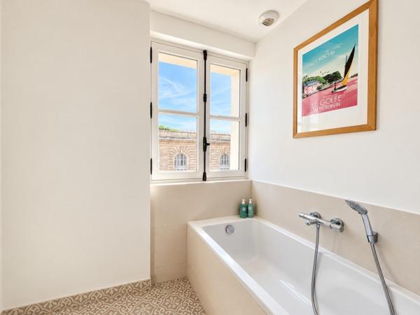 Appartement 5 chambres Atypique au coeur de VANNES