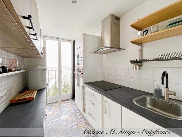 Appartement à vendre 4 pièces, balcon, parking, cave à La Rochelle, Centre-ville