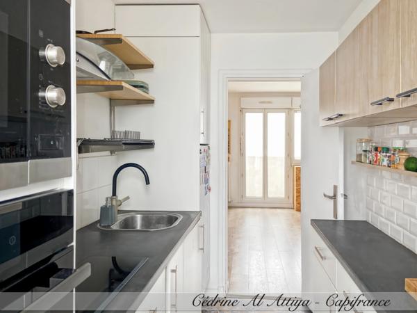 Appartement à vendre 4 pièces, balcon, parking, cave à La Rochelle, Centre-ville