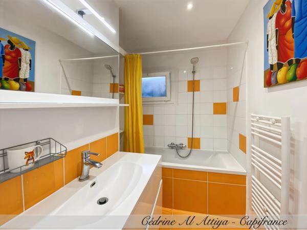 Appartement à vendre 4 pièces, balcon, parking, cave à La Rochelle, Centre-ville