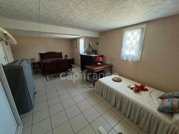 VEAUCHE – Belle maison familiale de 130 m² sur 1050 m² de terrain clos et arboré