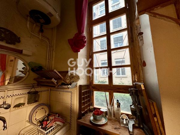 Appartement à rénover - Proximité Place Commandant Arnaud