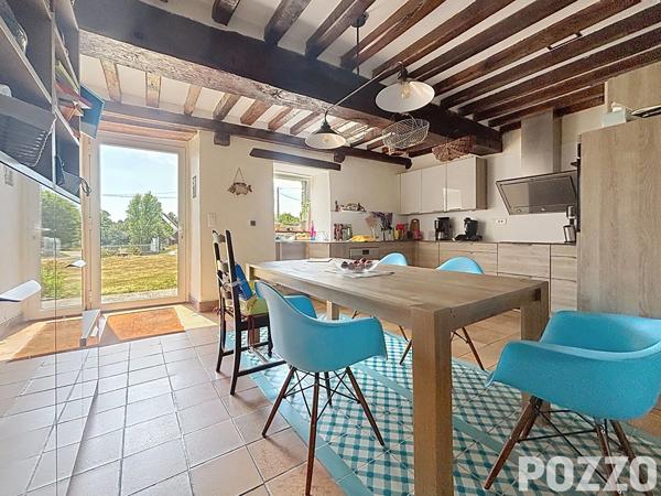 A Vendre - Marcilly - Maison 9 pièce(s) 255 m² MARCILLY