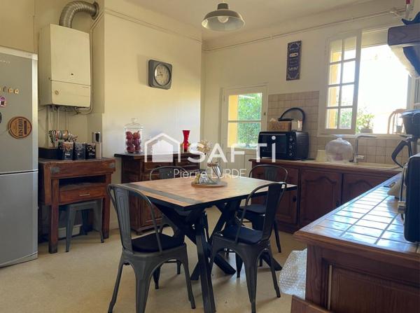 Proche centre ville - Appartement T5 de 120 m2 avec terrasse.