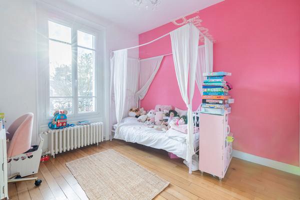 Meulière rénovée ,  Quartier du Lac ,Verrières-le-Buisson.