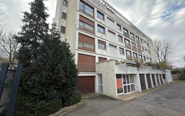 Appartement à vendre    3 pièces • 66,24 m2 Saint-Maur-des-Fossés
