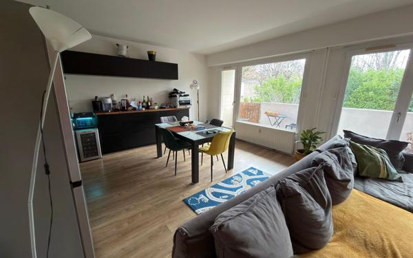 Appartement à vendre    3 pièces • 66,24 m2 Saint-Maur-des-Fossés