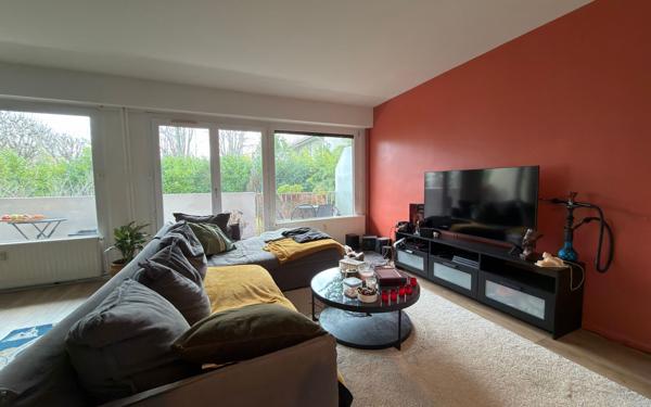 Appartement à vendre    3 pièces • 66,24 m2 Saint-Maur-des-Fossés