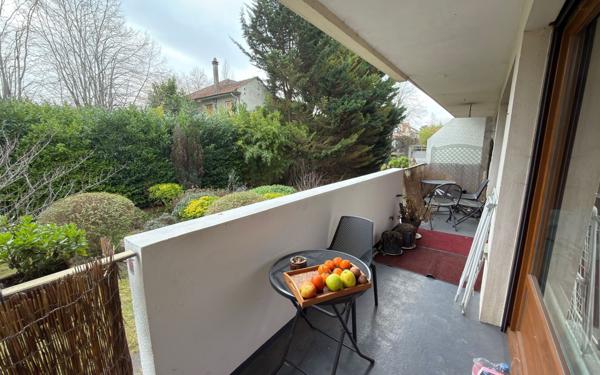 Appartement à vendre    3 pièces • 66,24 m2 Saint-Maur-des-Fossés