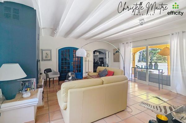 Maison
         7 pièces
        - 220 m² Bien prestige 980 000 € *